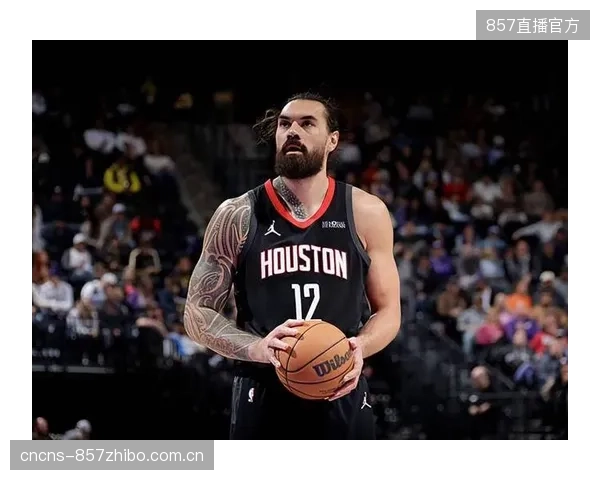 两位全明星级别内线的篮板球争夺将是本场比赛的内线焦点。